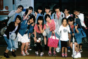 齋藤優・夏菜・清水・小川・野見山・斗崎・かれん/相澤美・MIYUMI・相澤綾・莉奈・るな・齋藤乃
